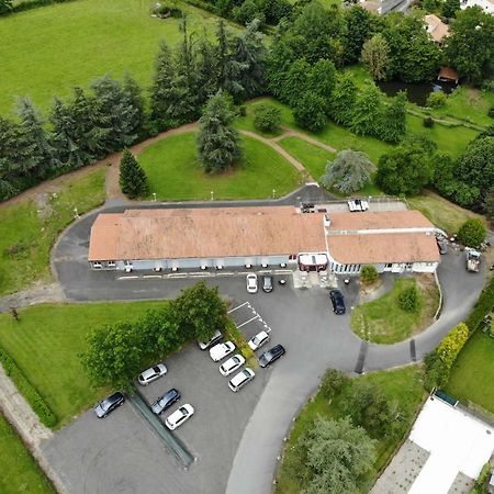Hotel Domaine Du Bocage Chavagnes-en-Paillers Exterior foto