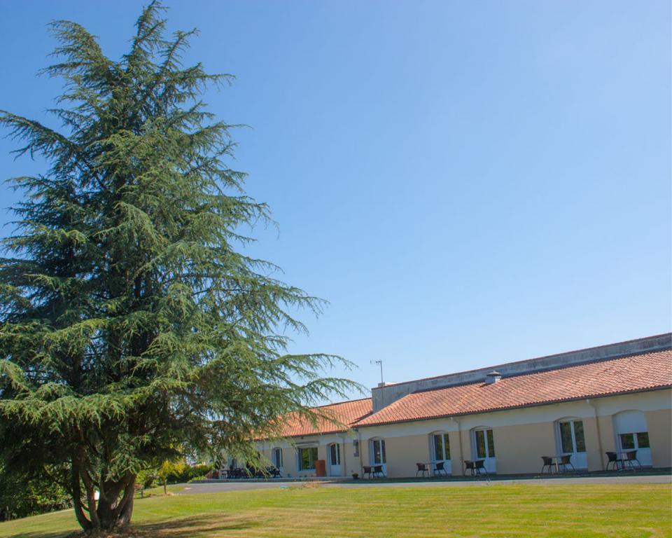 Hotel Domaine Du Bocage Chavagnes-en-Paillers Exterior foto